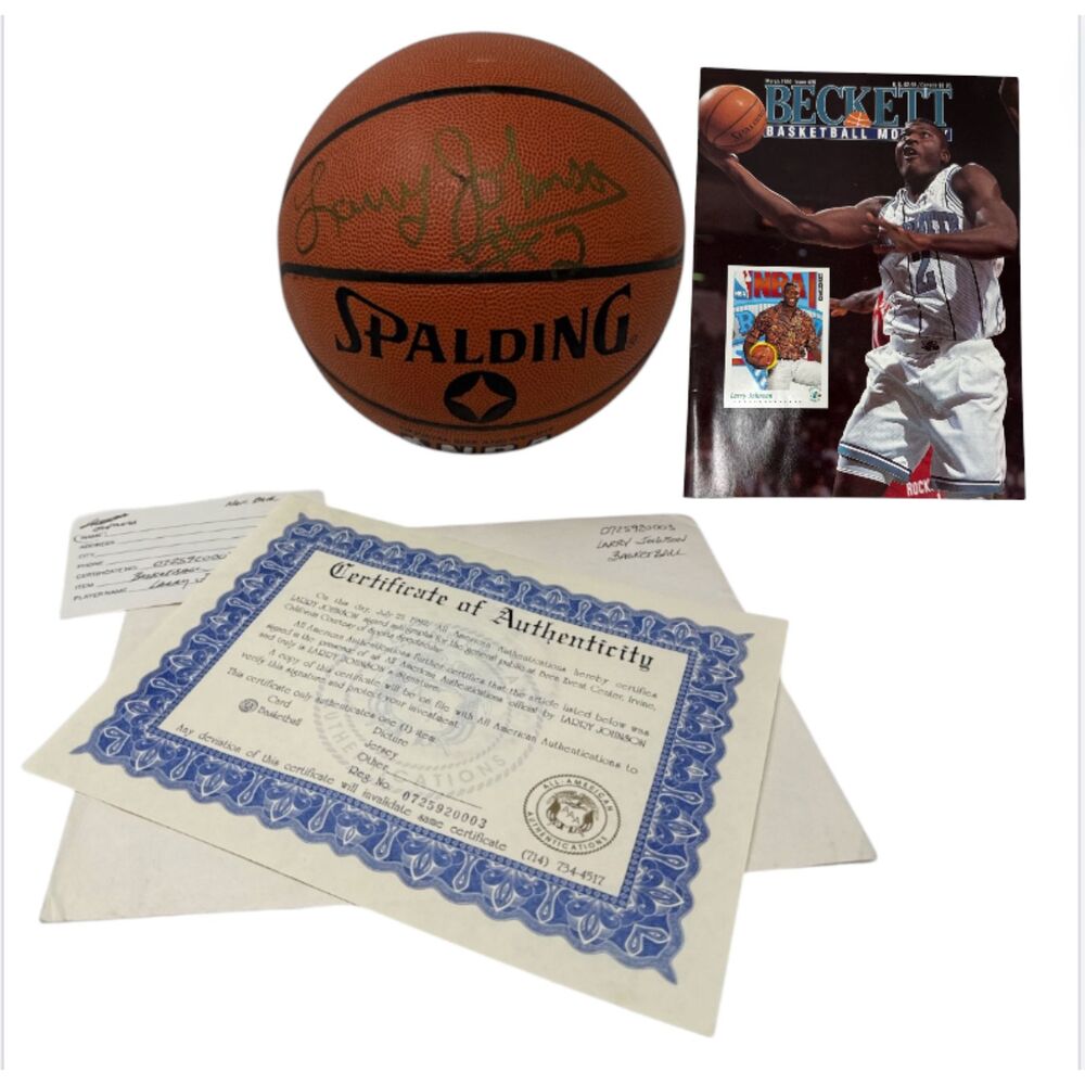 Autographed Larry Johnson basketball 1992 Beckett Monthly Magazine NBA HORNETS